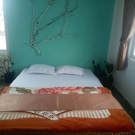 Homestay Dia Du ดาลัด ภายนอก รูปภาพ